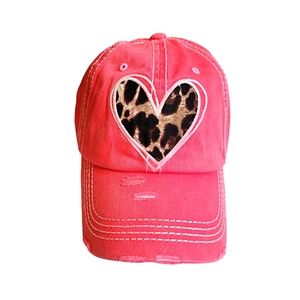 DISTRESSED LEPOARD HEART CAP